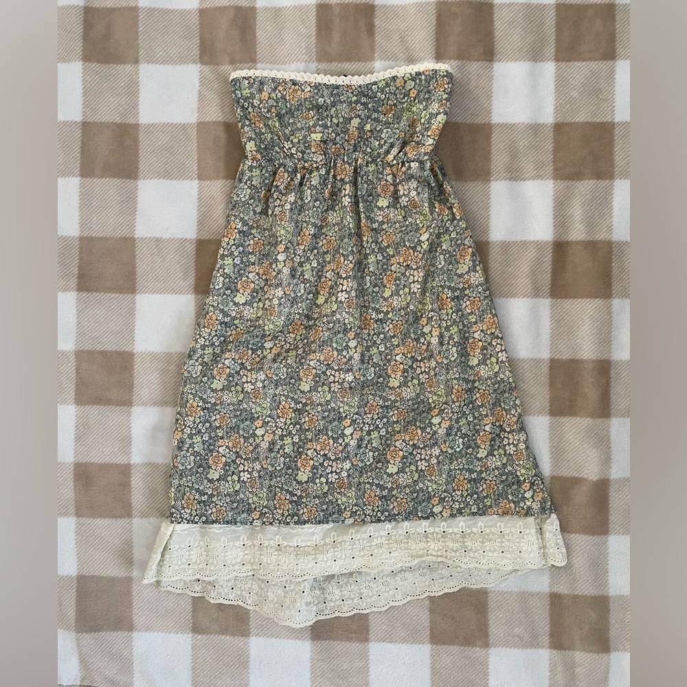 O’Neill XS Floral Strapless Dress with Lace Hem Tube Fit and Flare